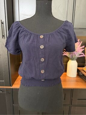 Active USA Navy Button-Front Puff Sleeve Crop Top